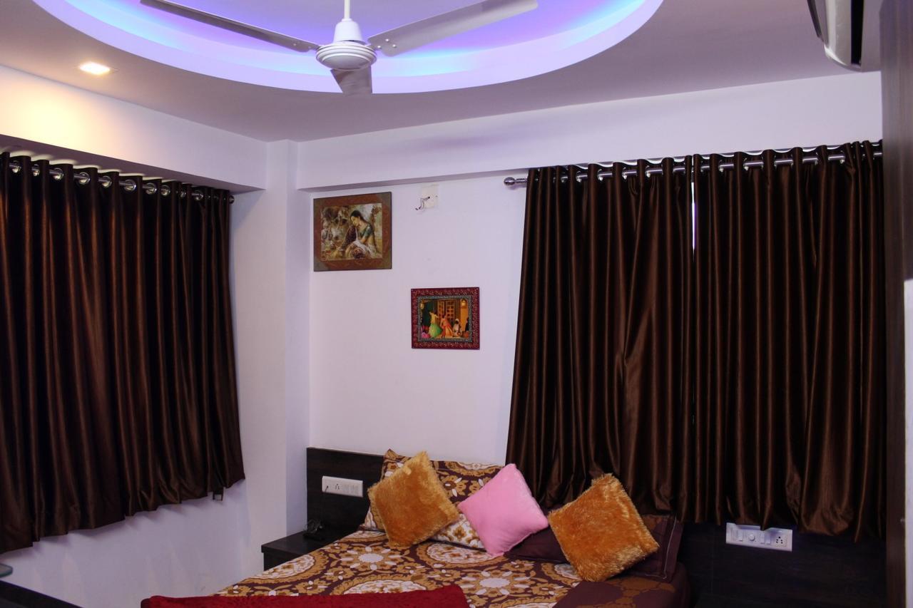 Hotel Kum Kum Adalaj Dış mekan fotoğraf