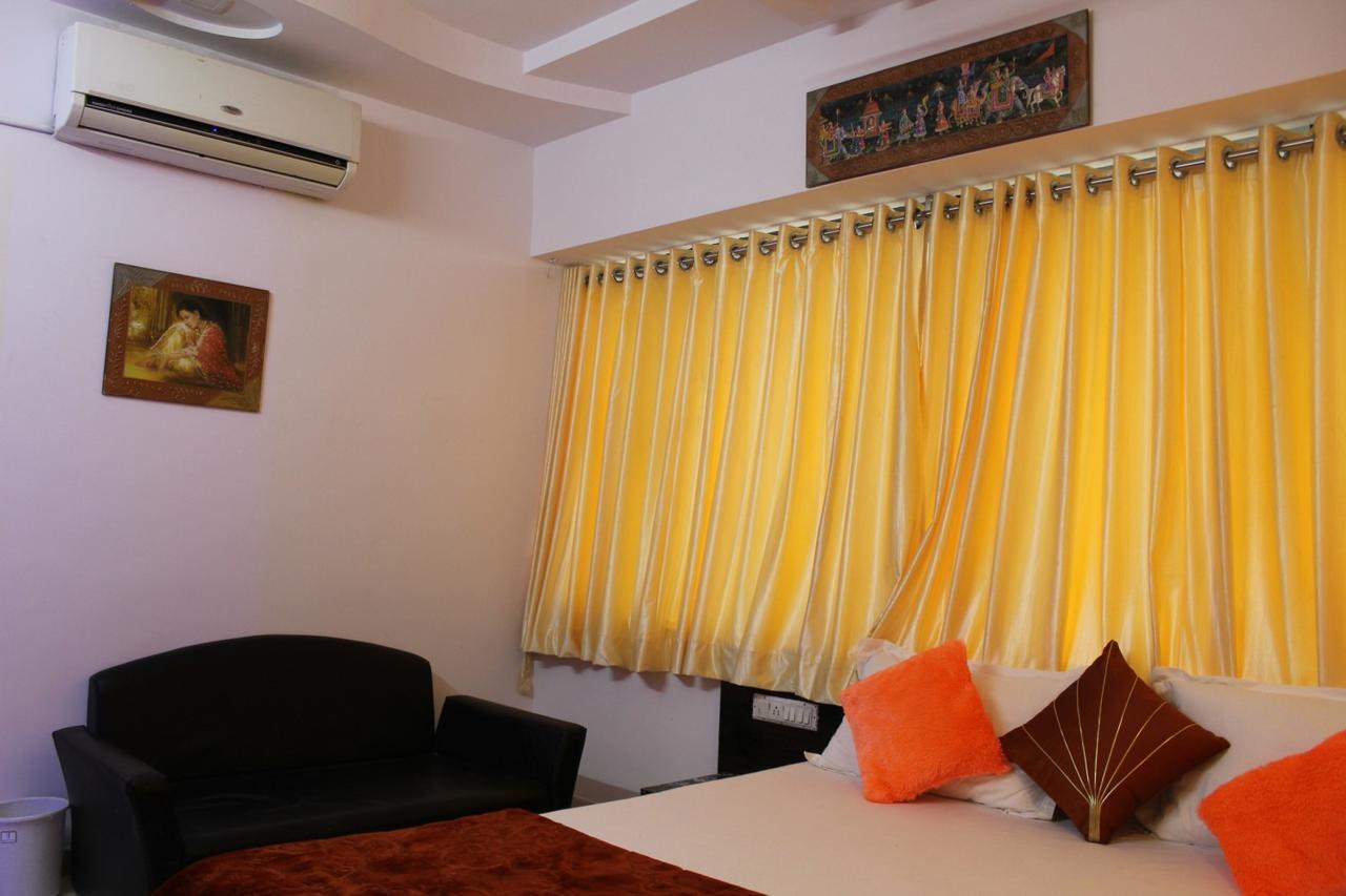 Hotel Kum Kum Adalaj Dış mekan fotoğraf